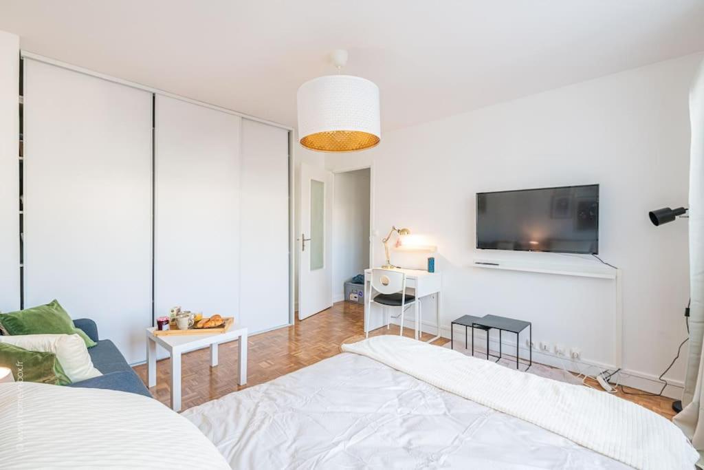 Suresnes : Appart Cosy Au Pied De Paris La Defense Apartman Kültér fotó